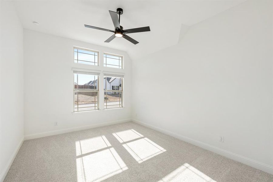 Spacious, unfurnished interior of a new home in Villages of Hurricane Creek, Anna (Image 32).