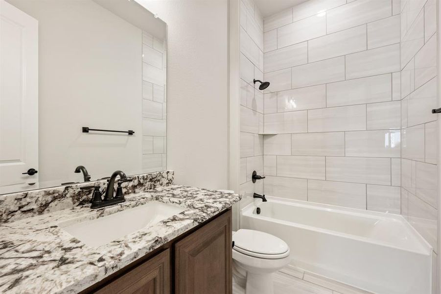 Furnished interior view inside a new home in Eagle Glen 50, Alvarado (Image 12).