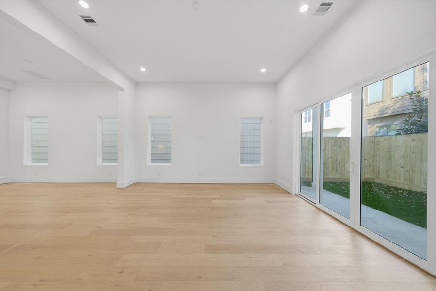 Spacious, unfurnished interior of a new home in , Houston (Image 40). Spacious, unfurnished interior of a new home in , Houston (Image 40).