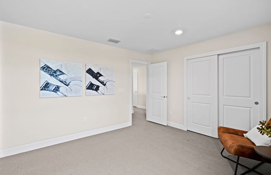 Fifth bedroom with closet