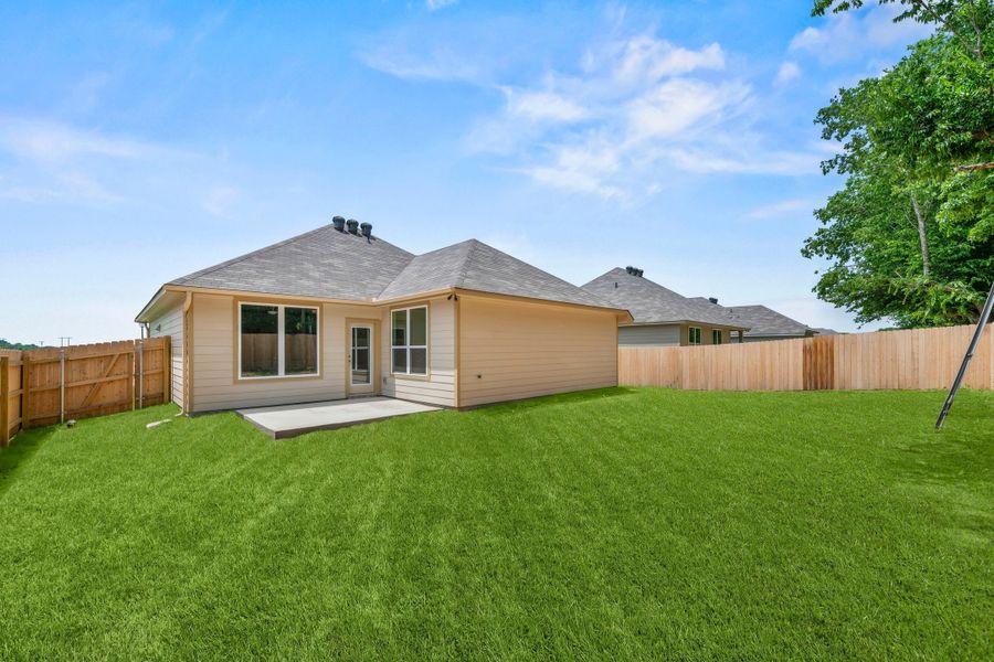 Exterior details and patio area of a home in Adaline Crossing, McGregor (Image 2). Exterior details and patio area of a home in Adaline Crossing, McGregor (Image 2).