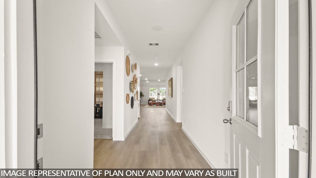 Spacious, unfurnished interior of a new home in New Waverly Station, New Waverly (Image 19).