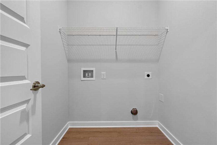 Spacious, unfurnished interior of a new home in The Cottages at East Lanier, Fayetteville (Image 17).