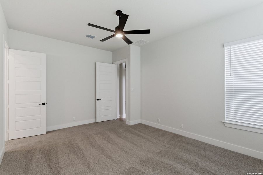 Spacious, unfurnished interior of a new home in Esperanza 50's, Boerne (Image 20). Spacious, unfurnished interior of a new home in Esperanza 50's, Boerne (Image 20).