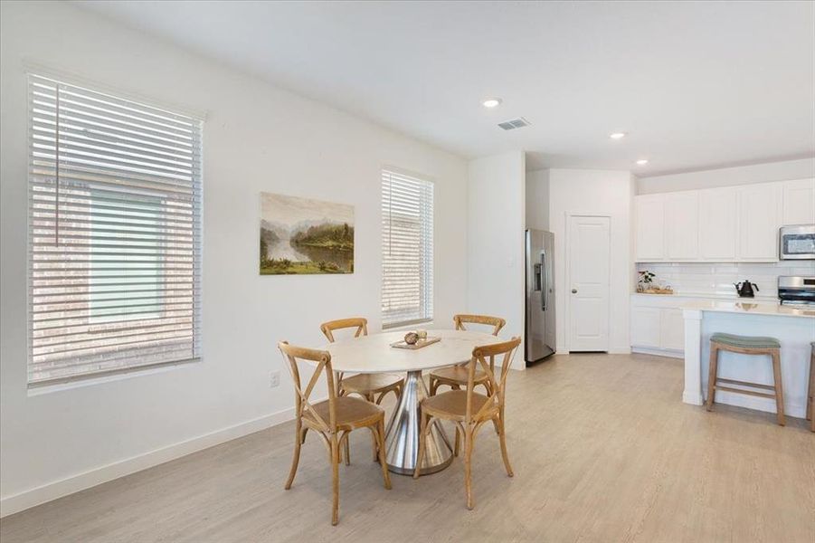 Furnished interior view inside a new home in Hurricane Creek, Anna (Image 16).