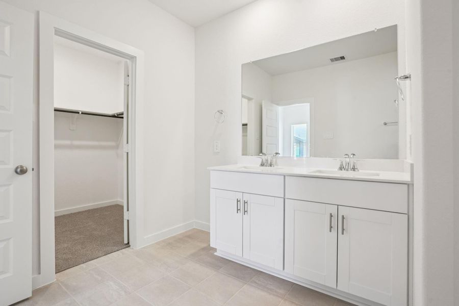 Furnished interior view inside a new home in Kemah Crossing - City Series, Kemah (Image 7).