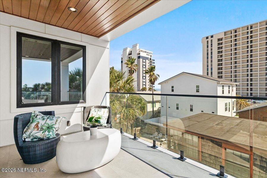 Exterior details and patio area of a home in , Jacksonville Beach (Image 29).