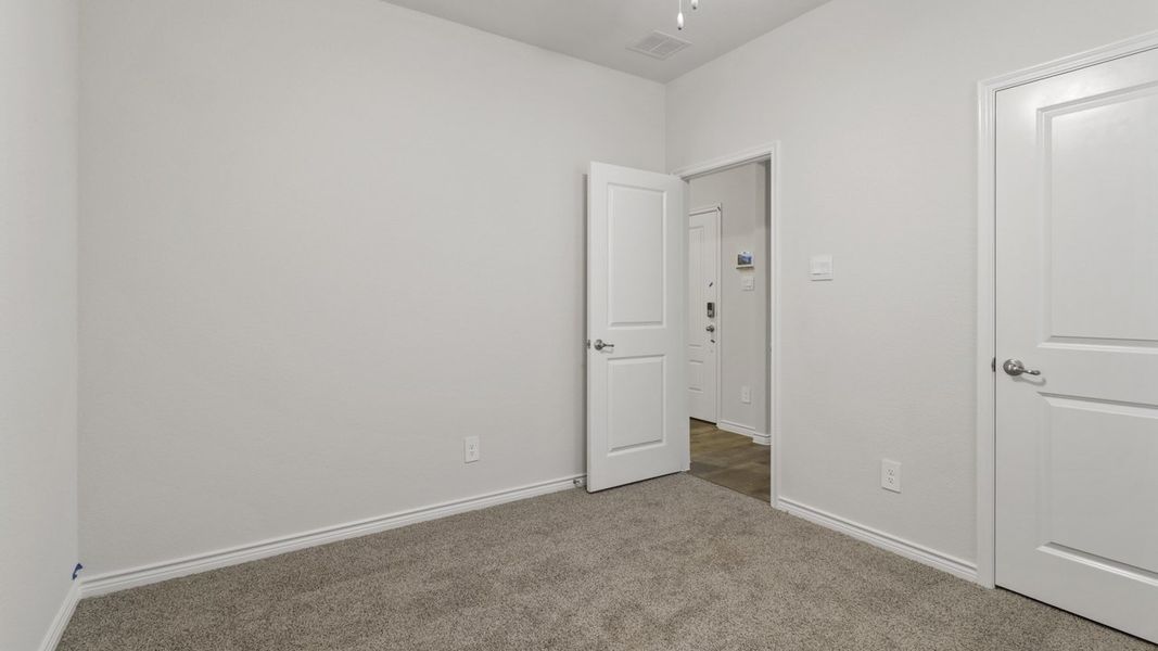 Spacious, unfurnished interior of a new home in Madera, Royse City (Image 24).