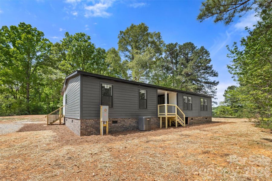 Exterior details and patio area of a home in , Lancaster (Image 20).