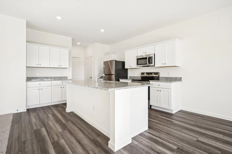 Representative furnished interior of a home built from the Discovery by Starlight Homes in Chapel Run, Montgomery (Image 12).