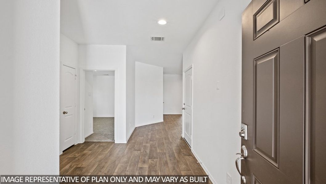 Representative unfurnished interior of a home built from the Gavin by D.R. Horton in Grand Pines, Magnolia (Image 16). Representative unfurnished interior of a home built from the Gavin by D.R. Horton in Grand Pines, Magnolia (Image 16).