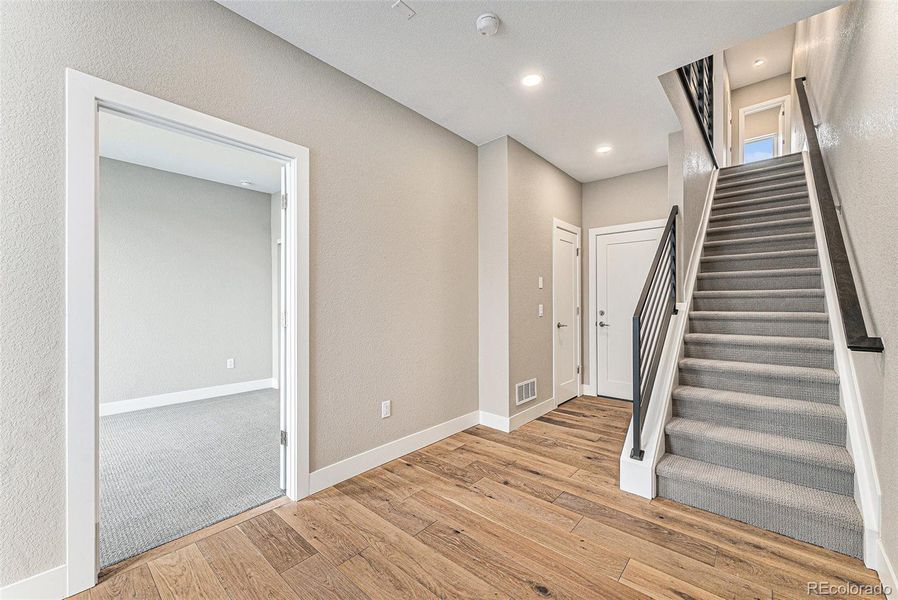 Spacious, unfurnished interior of a new home in Montmere at Autrey Shores, Superior (Image 27).