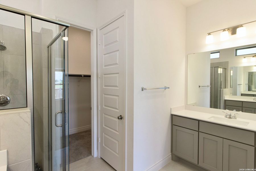 Furnished interior view inside a new home in Legacy at Lake Dunlap, New Braunfels (Image 5). Furnished interior view inside a new home in Legacy at Lake Dunlap, New Braunfels (Image 5).