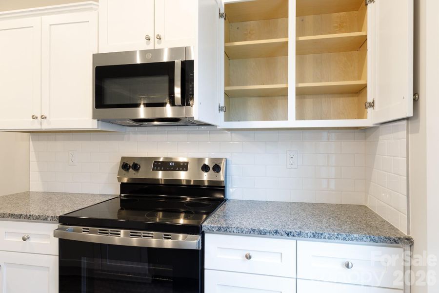 Image 38 of a home in .