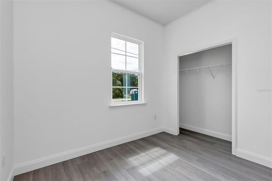 Spacious, unfurnished interior of a new home in , Deland (Image 29).