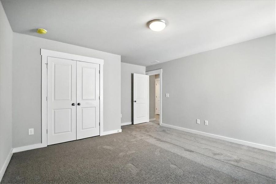 Spacious, unfurnished interior of a new home in Traditions of Braselton, Jefferson (Image 49).