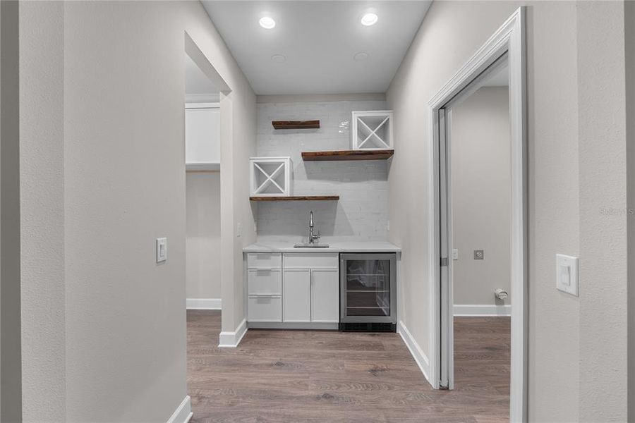 Furnished interior view inside a new home in , Mulberry (Image 10).