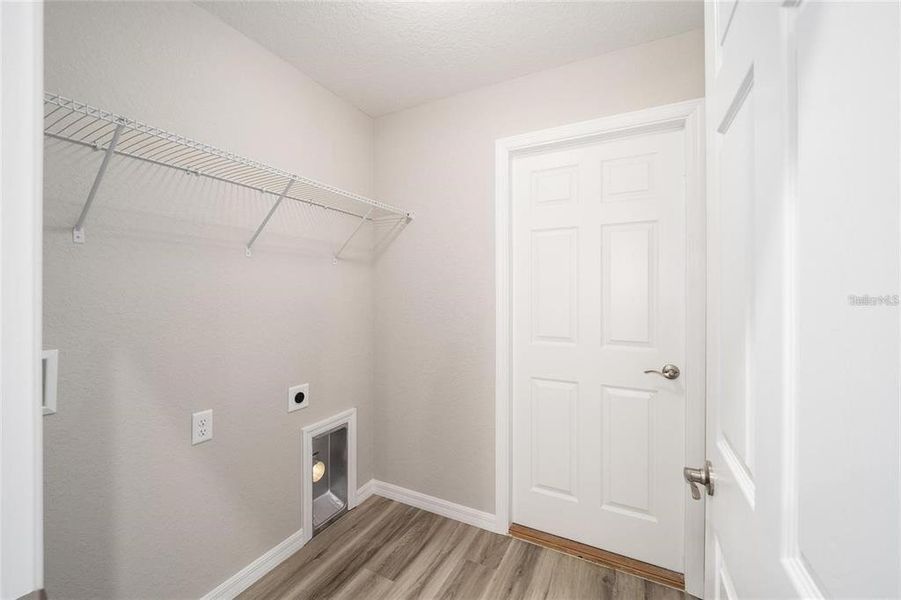 Spacious, unfurnished interior of a new home in , Summerfield (Image 16).
