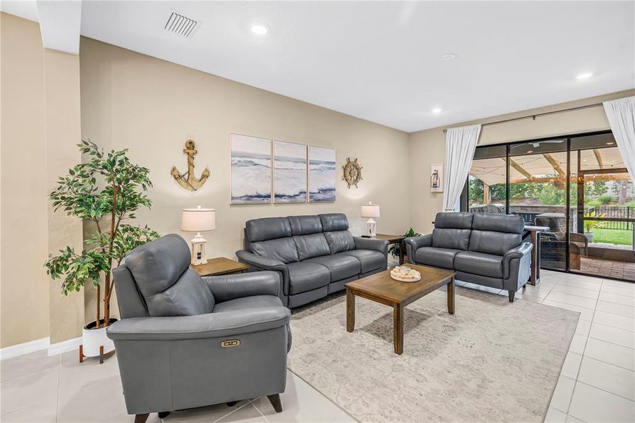 Furnished interior view inside a new home in , Sarasota (Image 33).