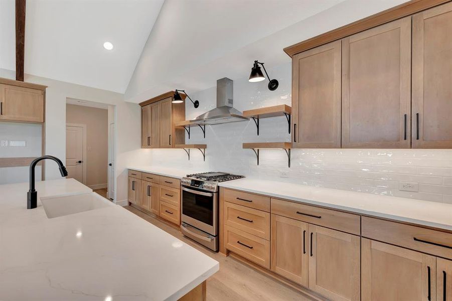 Furnished interior view inside a new home in Elevon, Lavon (Image 14).