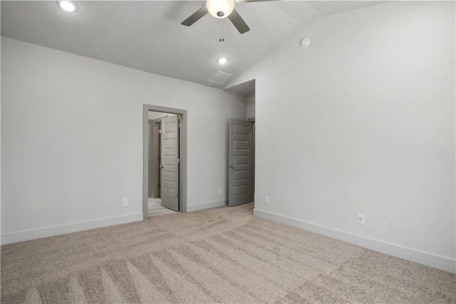 Spacious, unfurnished interior of a new home in , Norcross (Image 13).