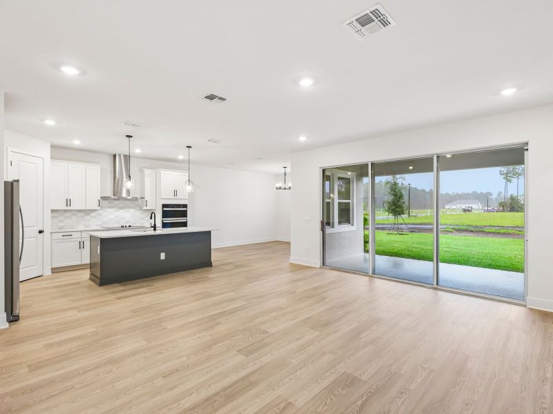Spacious, unfurnished interior of a new home in Ridgehaven - Reserve Series, Ormond Beach (Image 12).