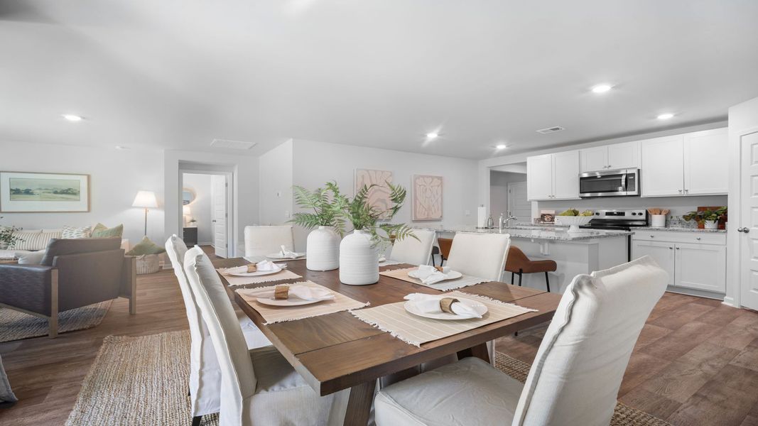 Furnished interior view inside a new home in Holly Oaks, Statesboro (Image 12).