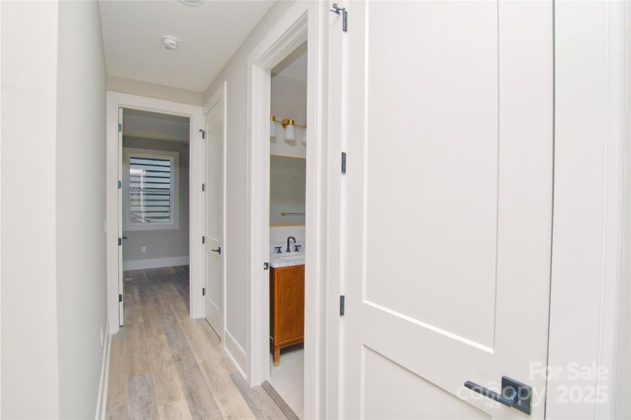 Spacious, unfurnished interior of a new home in , Charlotte (Image 26).