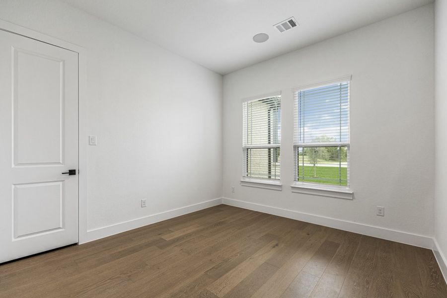 Representative unfurnished interior of a home built from the The Cedarcrest by Lillian Custom Homes in The Arbors Midlothian, Midlothian (Image 33).