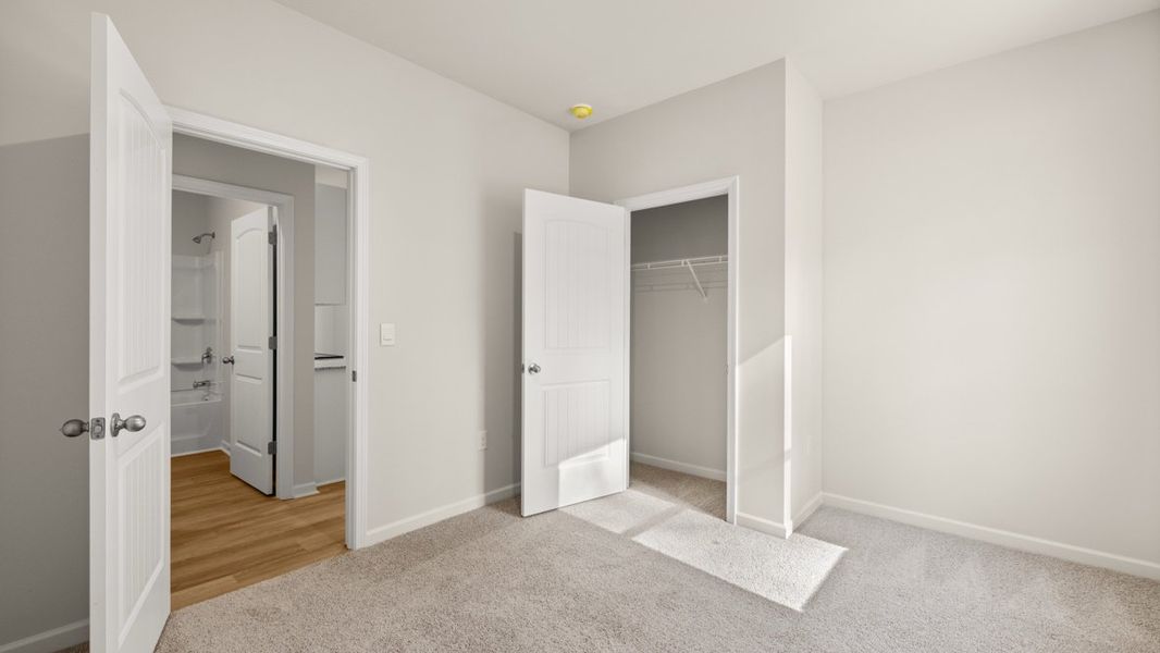 Representative unfurnished interior of a home built from the Robie by D.R. Horton in Oconee Overlook, Gainesville (Image 24). Representative unfurnished interior of a home built from the Robie by D.R. Horton in Oconee Overlook, Gainesville (Image 24).