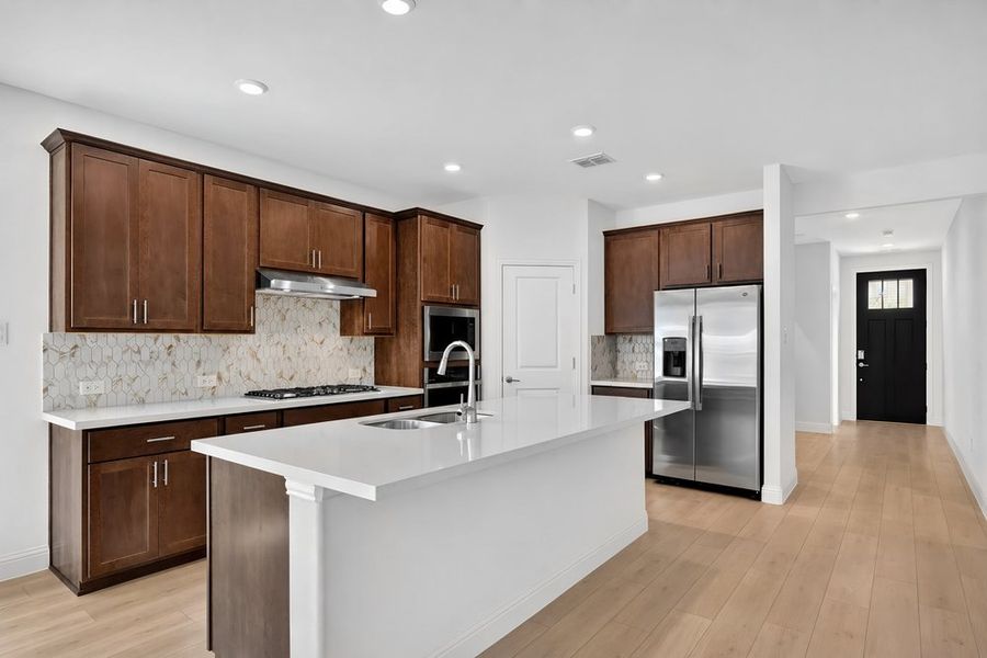 Furnished interior view inside a new home in Madero 50s, Fort Worth (Image 4).