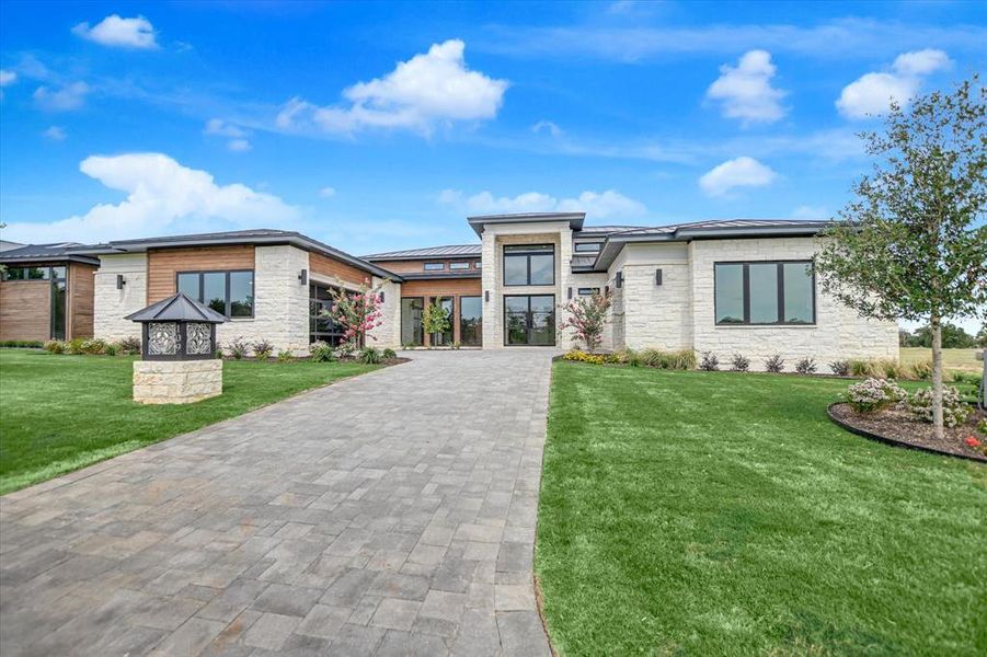 Image 30 of a home in . Image 30 of a home in .