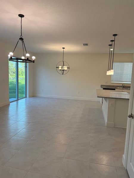 Spacious, unfurnished interior of a new home in , Clermont (Image 17).