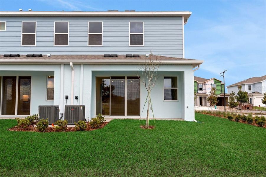 Exterior details and patio area of a home in Shores at Mirada, San Antonio (Image 19).