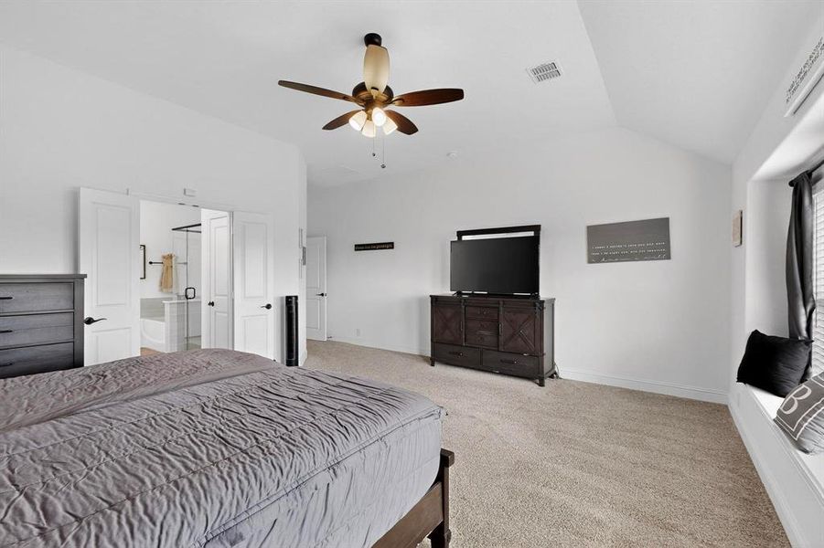 Furnished interior view inside a new home in Clairmont Estates, Ponder (Image 15).