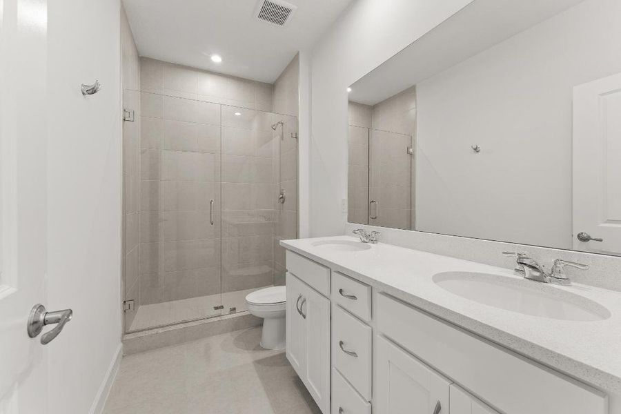 US_SEF_GRAHAM_LOT 86_BATH 2