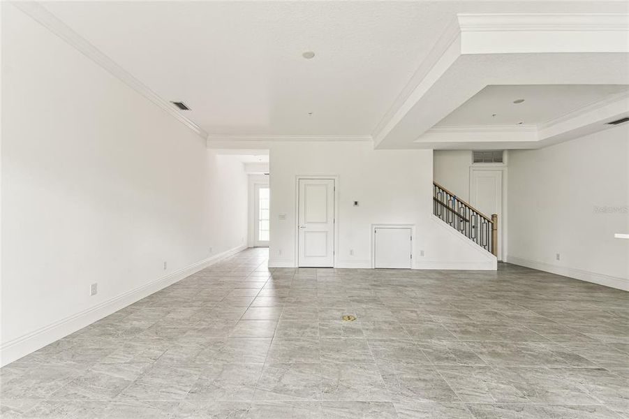Spacious, unfurnished interior of a new home in , Lakewood Ranch (Image 45).