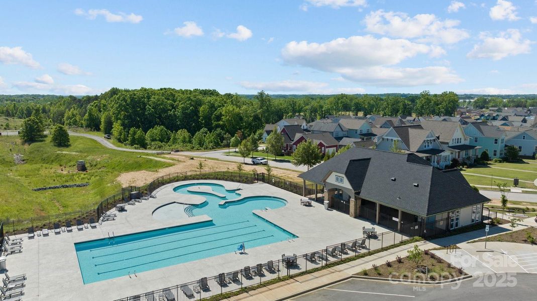 Image 44 of a home in Riverwalk.