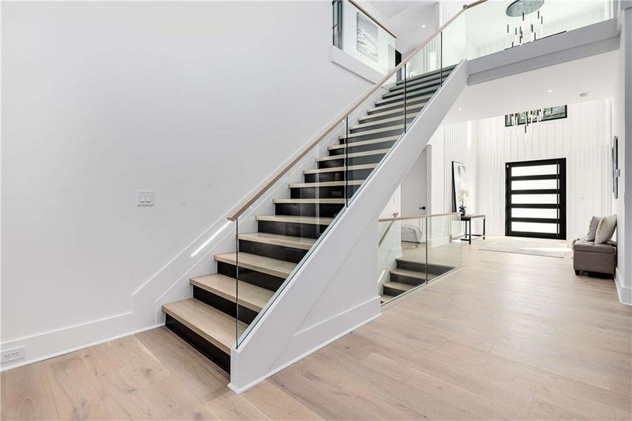 Spacious, unfurnished interior of a new home in , Sandy Springs (Image 61). Spacious, unfurnished interior of a new home in , Sandy Springs (Image 61).