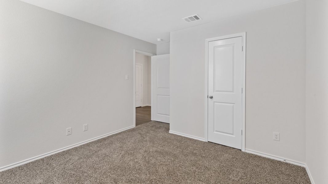 Spacious, unfurnished interior of a new home in Valor Farms, Royse City (Image 18). Spacious, unfurnished interior of a new home in Valor Farms, Royse City (Image 18).