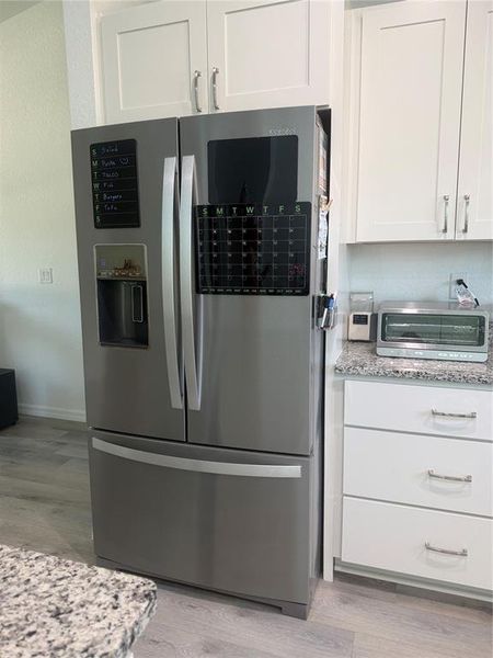 Close-up of interior finishes inside a home in , Ocklawaha (Image 11).