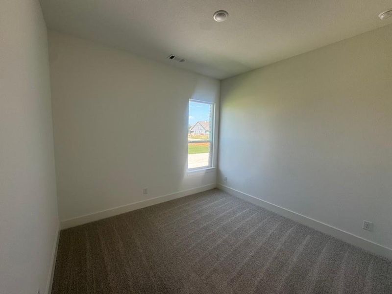 Spacious, unfurnished interior of a new home in Creekview Addition, Van Alstyne (Image 17). Spacious, unfurnished interior of a new home in Creekview Addition, Van Alstyne (Image 17).