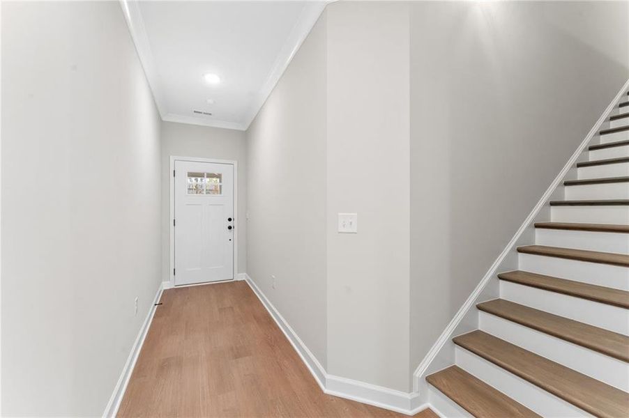 Spacious, unfurnished interior of a new home in Cherokee Township, Acworth (Image 21).