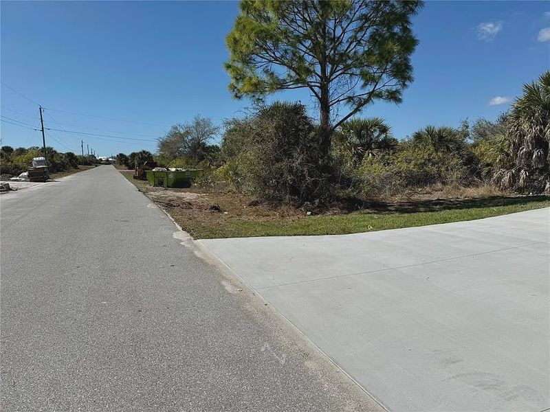 Natural landscape and outdoor views near South Gulf Cove in Port Charlotte (Image 33).