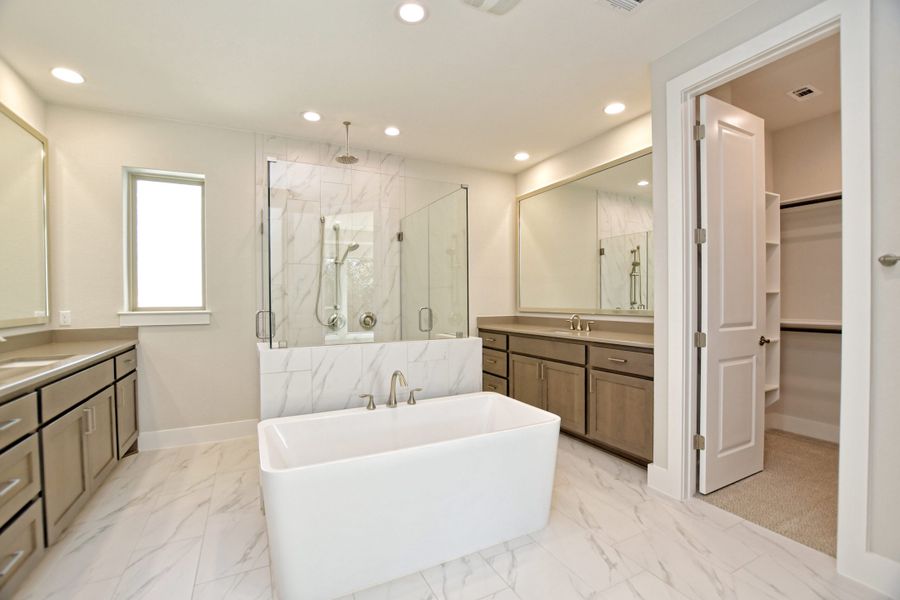 Representative furnished interior of a home built from the Sapphire by Giddens Homes in Riverstone, Georgetown (Image 11).