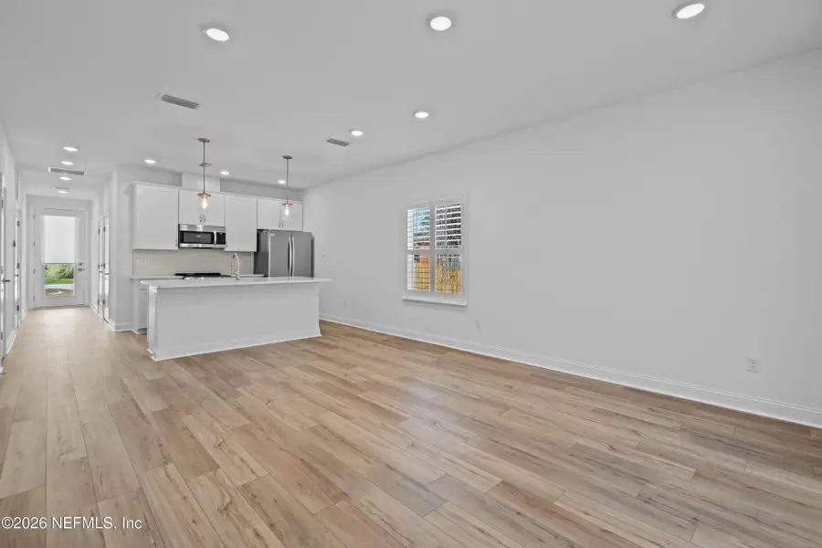 Spacious, unfurnished interior of a new home in , St. Augustine (Image 24).
