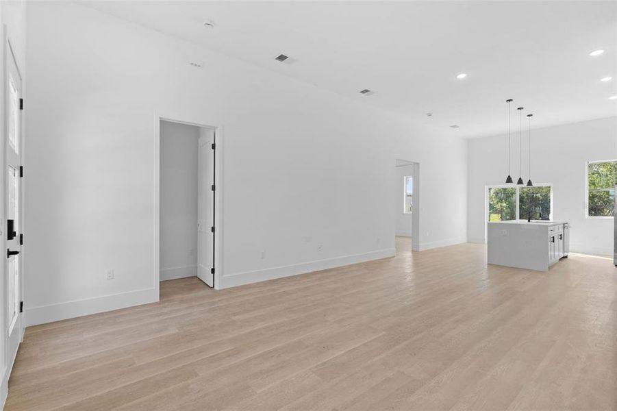 Spacious, unfurnished interior of a new home in , Port Charlotte (Image 9). Spacious, unfurnished interior of a new home in , Port Charlotte (Image 9).