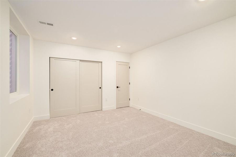 Spacious, unfurnished interior of a new home in , Denver (Image 19).