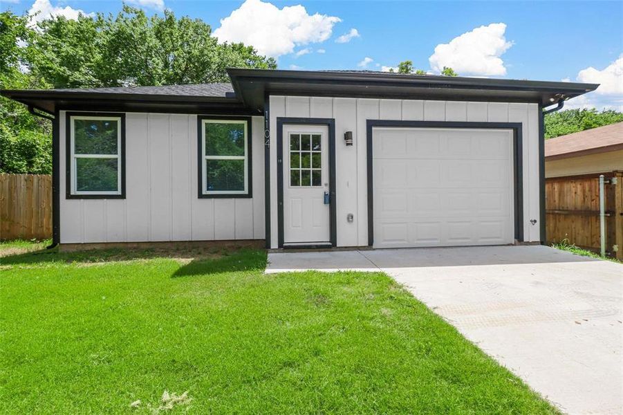 Exterior details and patio area of a home in , Denison (Image 21).