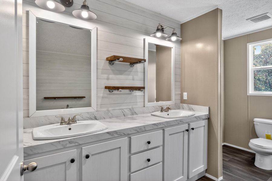 22-3714_nw_165th_ct_okeechobee_fl_34972-